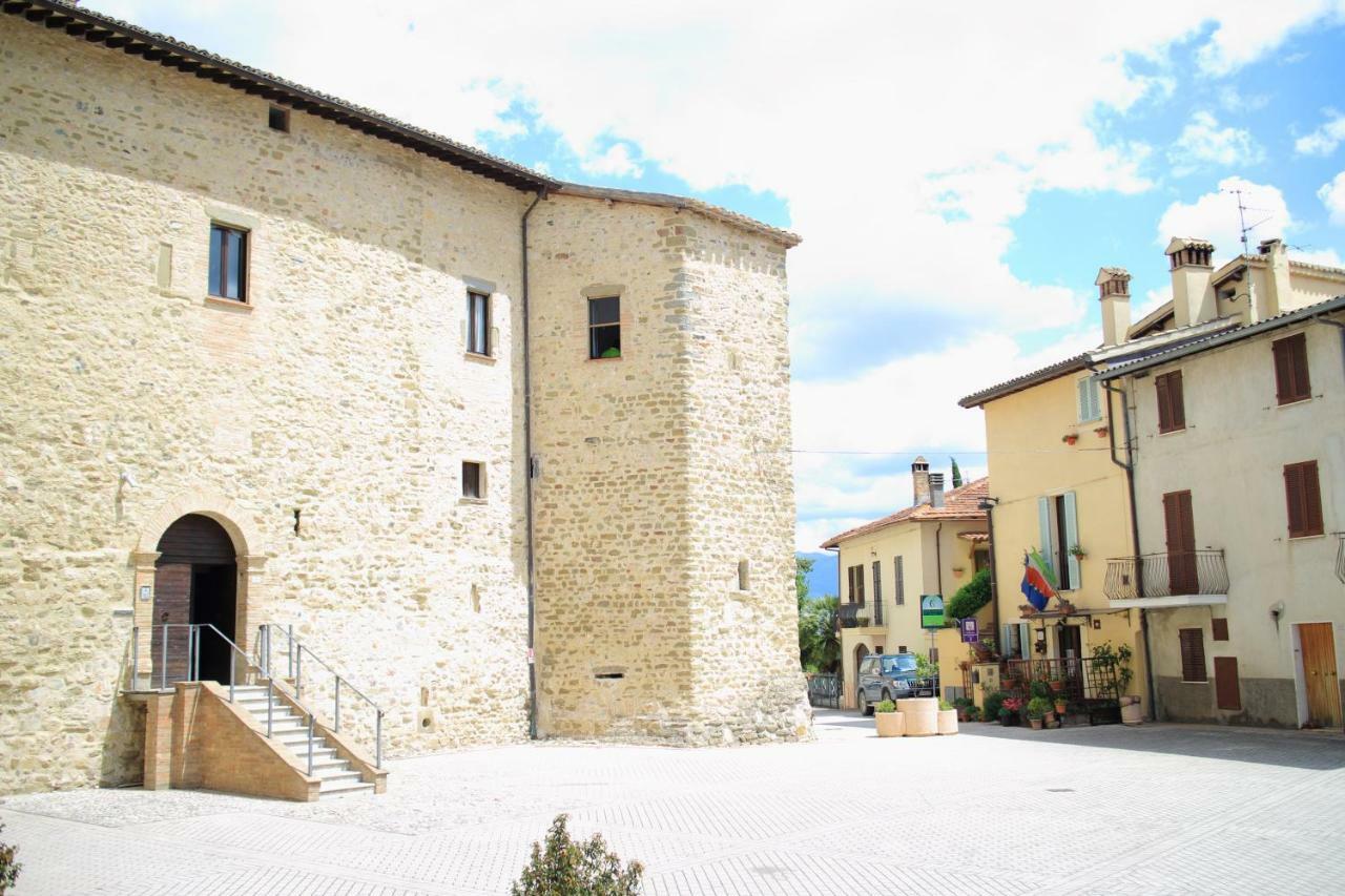 Angolo Del Gelsomino Castel Ritaldi Exterior photo