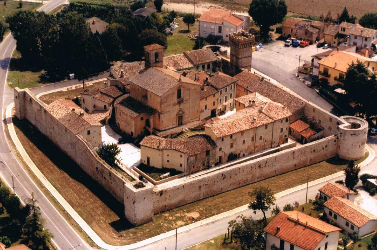 Angolo Del Gelsomino Castel Ritaldi Exterior photo